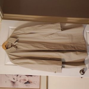 WeatherRogue Men raincoat